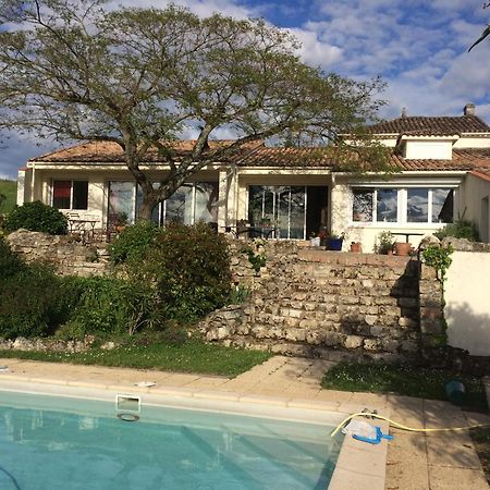 Les 4 Elements St Emilion Panzió Branne Kültér fotó