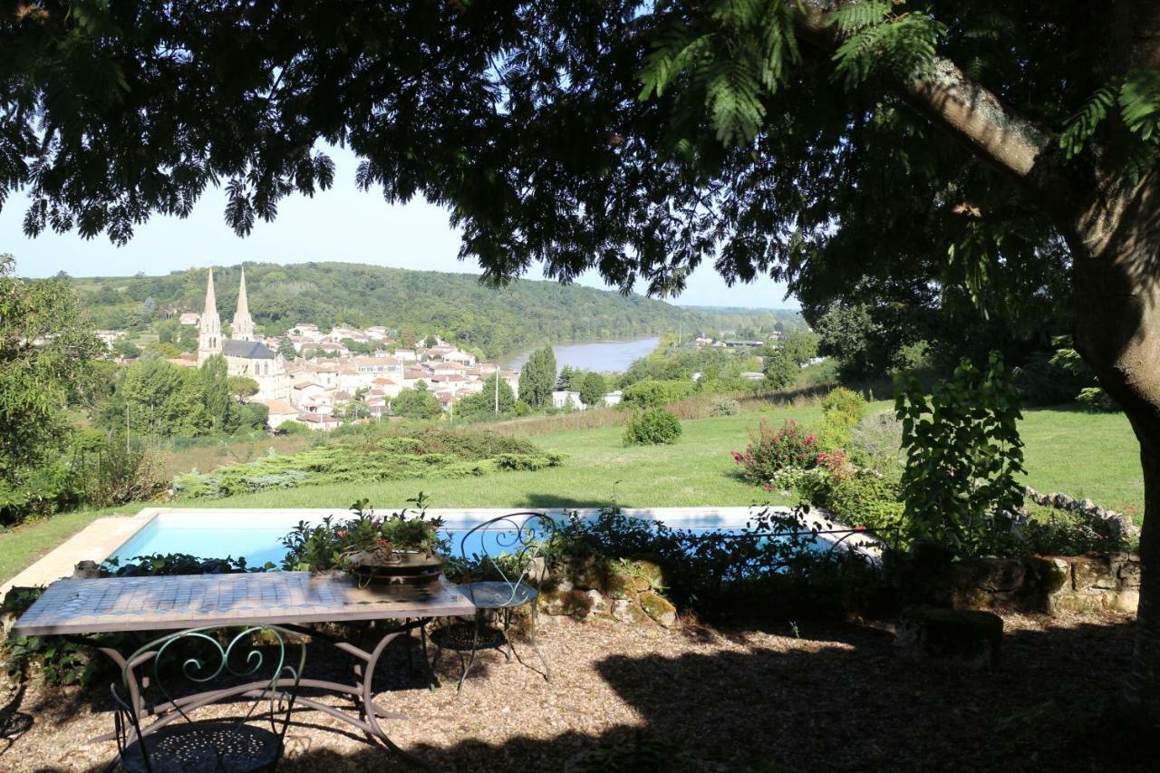 Les 4 Elements St Emilion Panzió Branne Kültér fotó